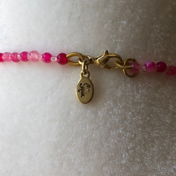 Beaded elephant necklace - Picture 5 of 8